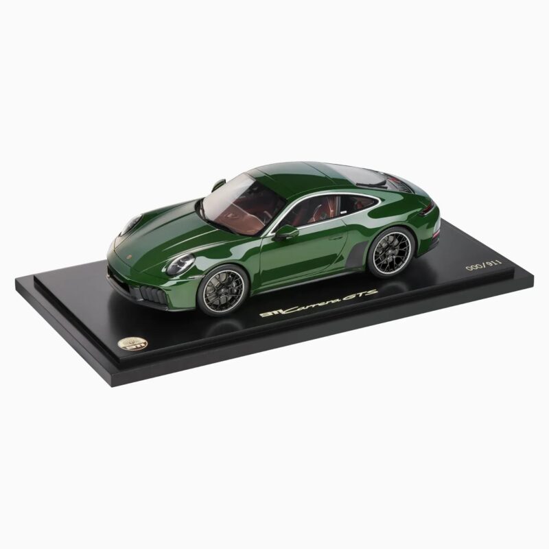 Porsche 911 Cuarenta Edition (992) 1:18